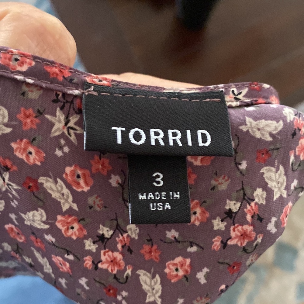 Torrid top - Picture 5 of 6